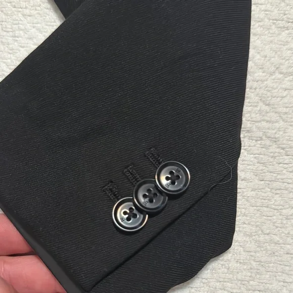 Banana Republic- CLASSIC SUIT BLAZER/Wms size: 4/ Black/ Semi-fitted/ NEW w/ tag - Picture 8 of 15